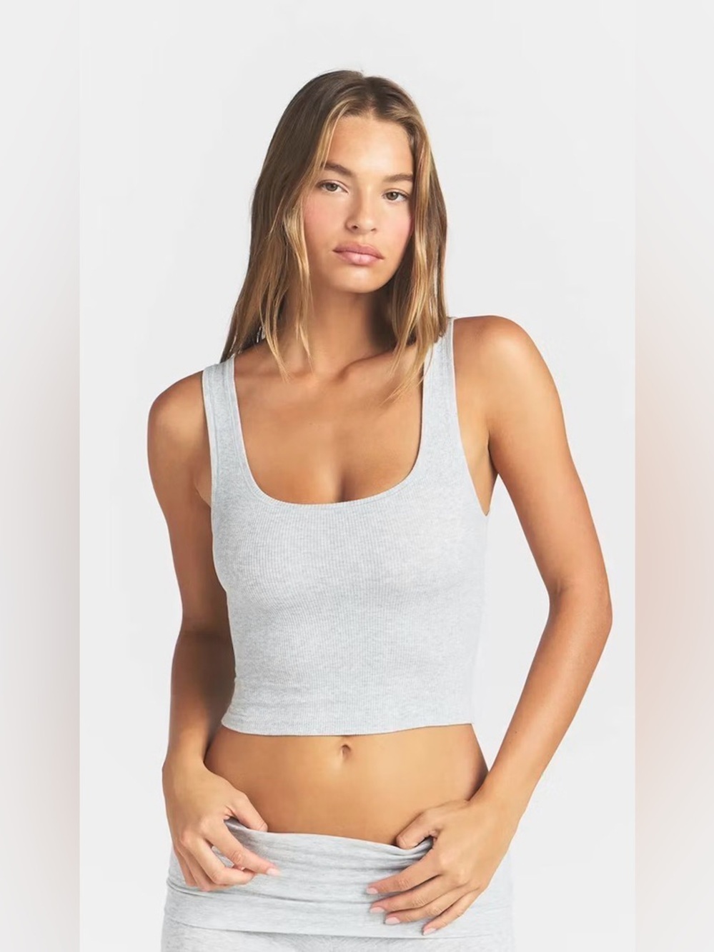 SKIMS COTTON RIB TANK STYLE: TP-TNK-13456W COLOR:LIGHT HEATHER GREY SIZE:S - Picture 2 of 3